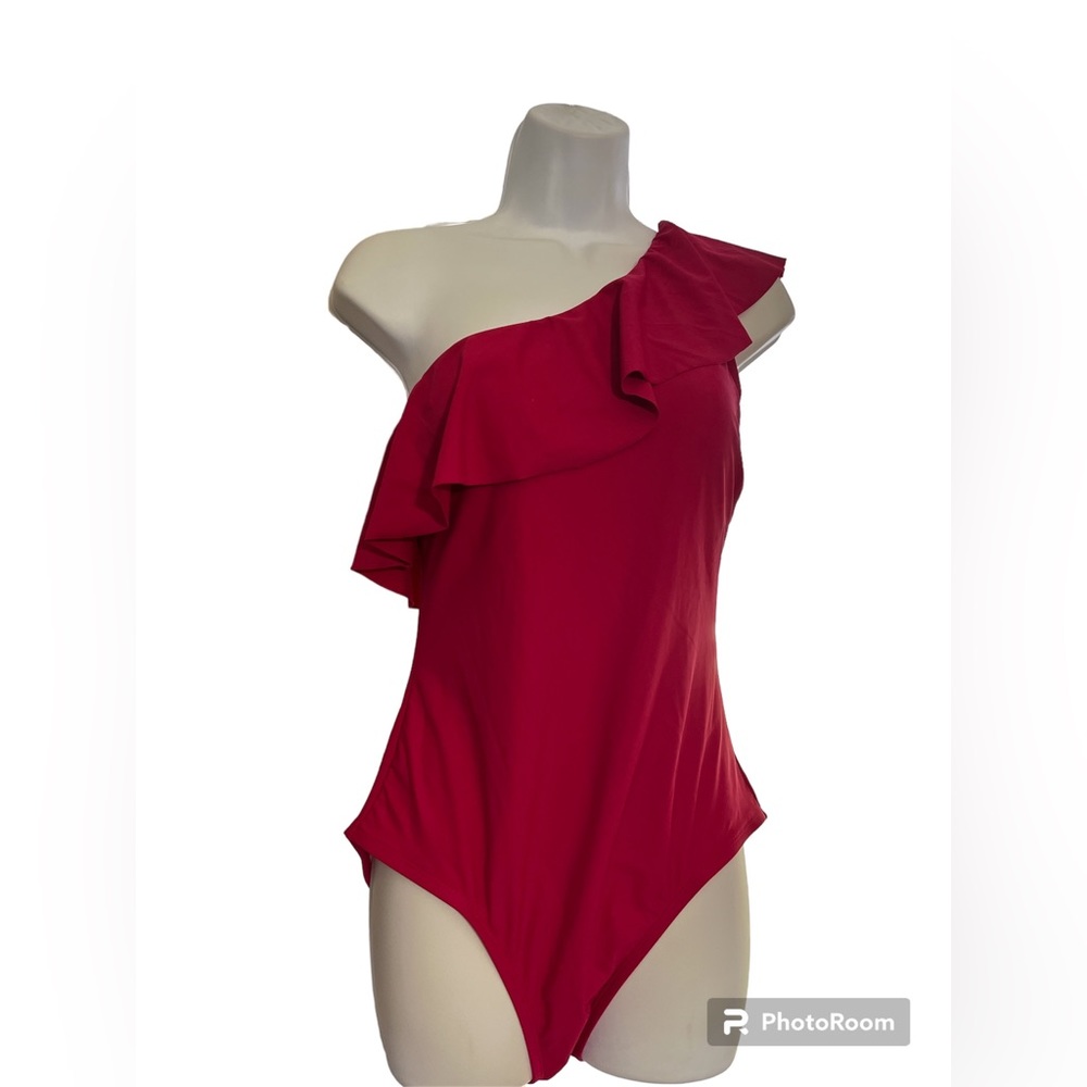 Kona Sol  Ruffle One Shoulder Full Coverage
One Piece Swimsuit size M Pink nwt